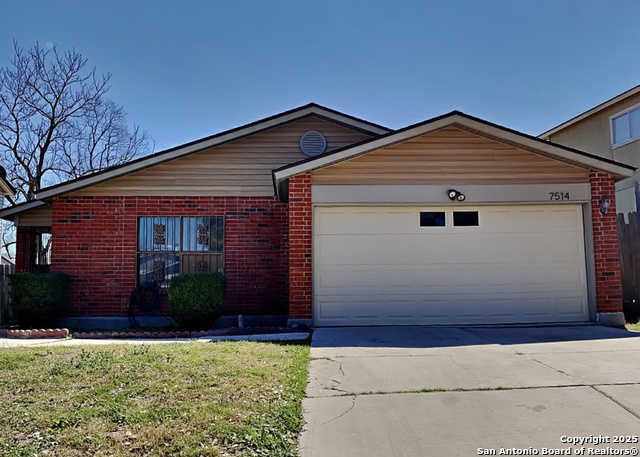 7514 Foss Mdws Property Photo