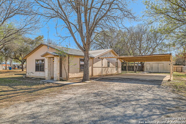 12177 Pearsall Rd Property Photo