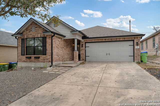 13215 Sunrise Wood Property Photo