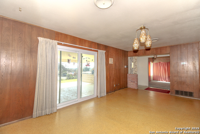 103 Clearview Property Photo 10