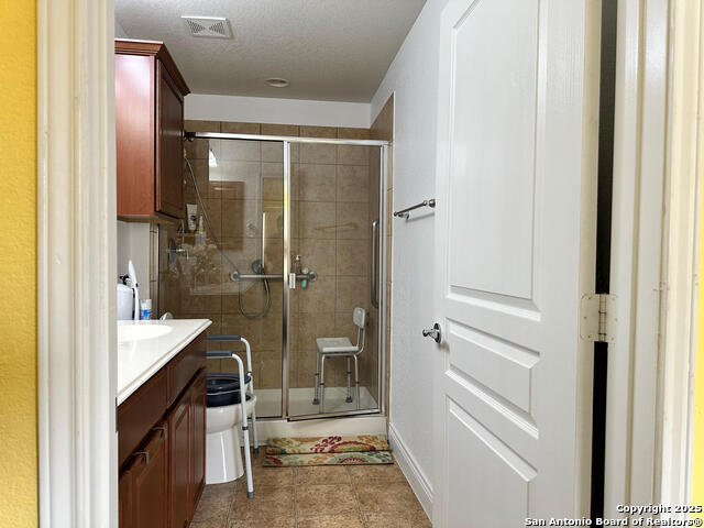 12906 Cedar Fly Property Photo 8