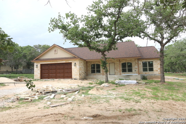 819 Shady Grove Lane Property Photo