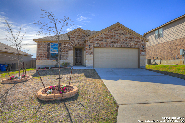 653 Ridge Maze Property Photo