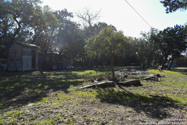 805 Bulverde Rd Property Photo 3