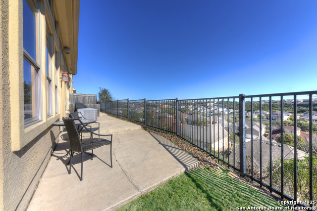 8250 Cruiseship Bay Property Photo 25
