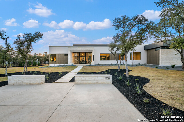 108 Whittingham Property Photo