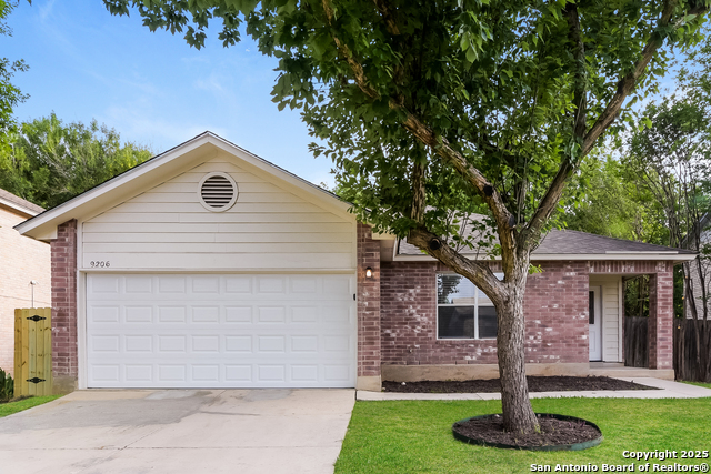 9206 Chinon Property Photo