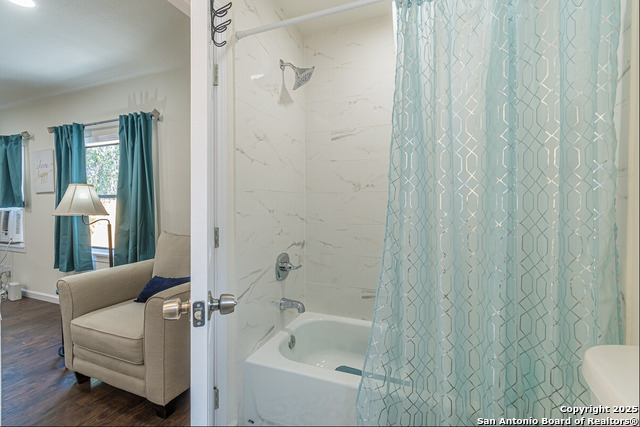 207 Hermine Property Photo 14