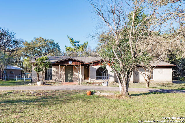 302 Reimer Avenue Property Photo