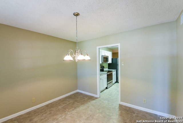 302 De Soto Property Photo 5