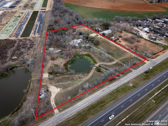 14989 S Ih 35 Property Photo