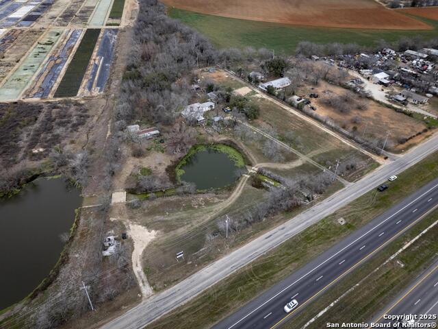 14989 S Ih 35 Property Photo 3