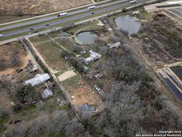 14989 S Ih 35 Property Photo 9
