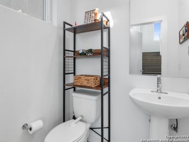 102 Tendick Property Photo 17