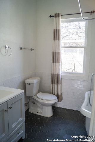 1112 Muncey Property Photo 10