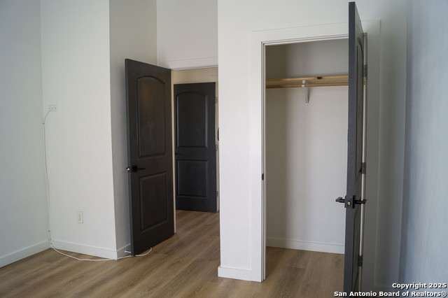 1112 Muncey Property Photo 13
