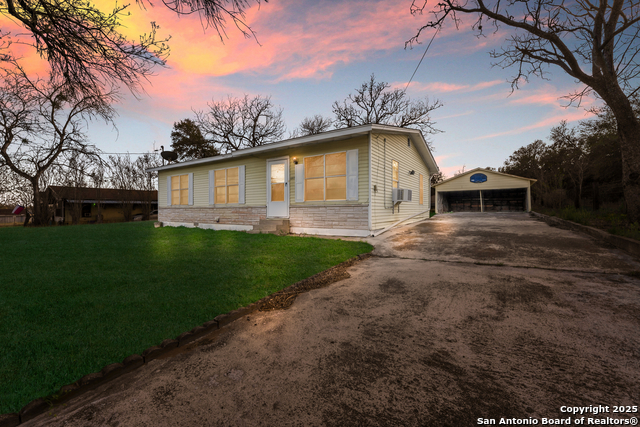 1003 6th Property Photo