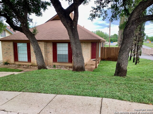 8402 Cranberry Property Photo 2