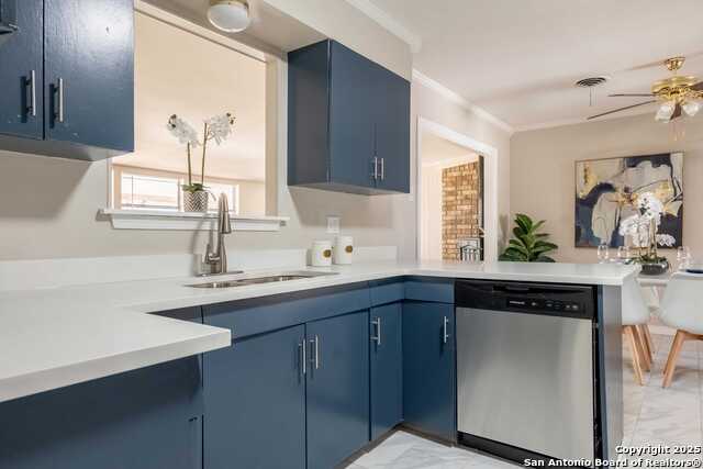 258 Chesswood Property Photo 6