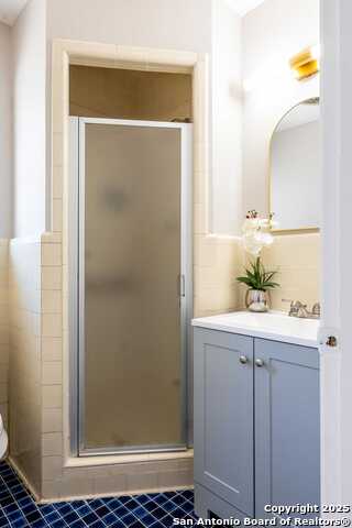 258 Chesswood Property Photo 18