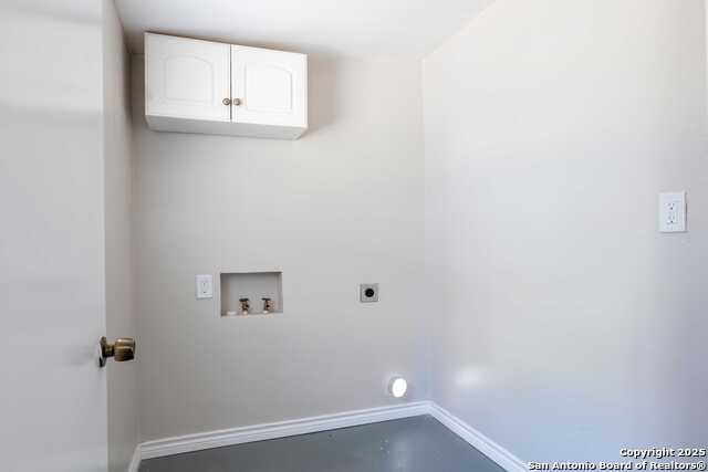 258 Chesswood Property Photo 19