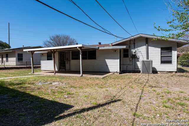 258 Chesswood Property Photo 21