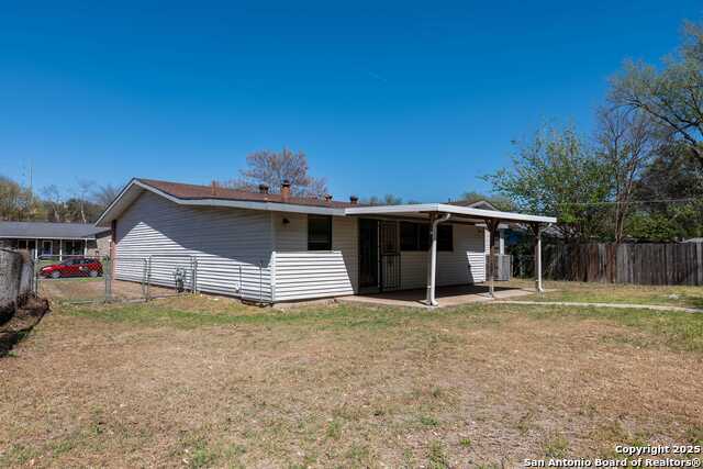 258 Chesswood Property Photo 22