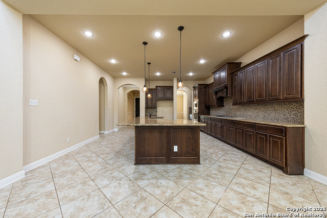 26815 Tulip Mdw Property Photo 13