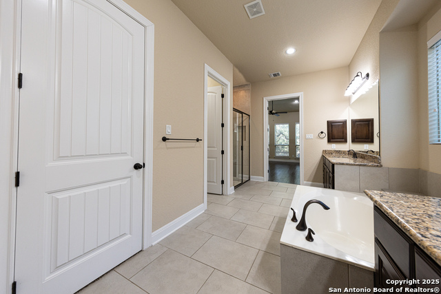 26815 Tulip Mdw Property Photo 21