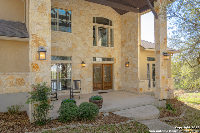 451 Winding View Property Photo 2