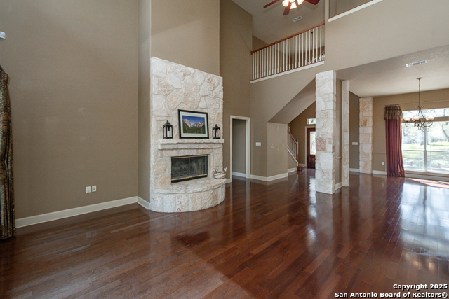451 Winding View Property Photo 6