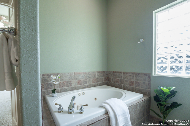 451 Winding View Property Photo 21