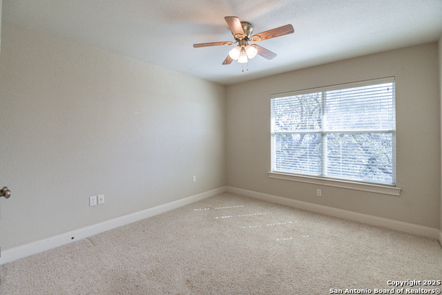 451 Winding View Property Photo 31