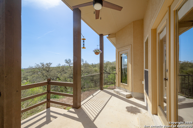 451 Winding View Property Photo 36