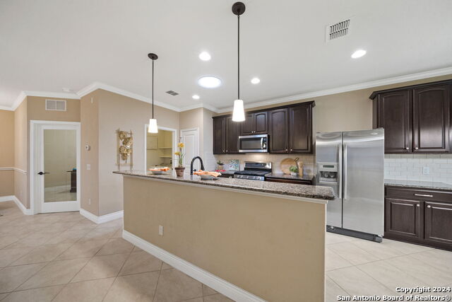 3927 Deep River Property Photo 7