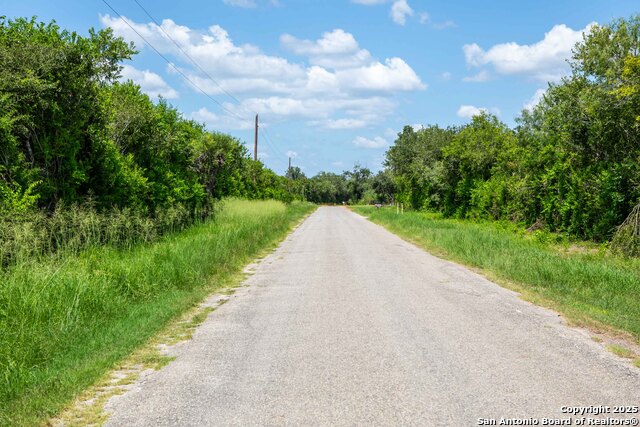 000 Cr 405 Property Photo 3