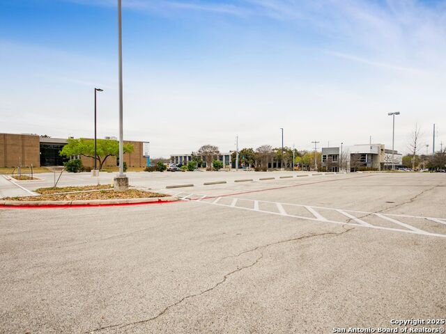 4545 Centerview Property Photo 11