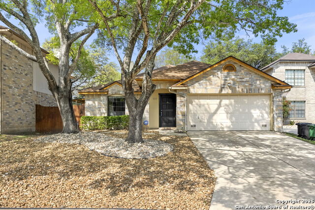 9207 Broxton Property Photo 1