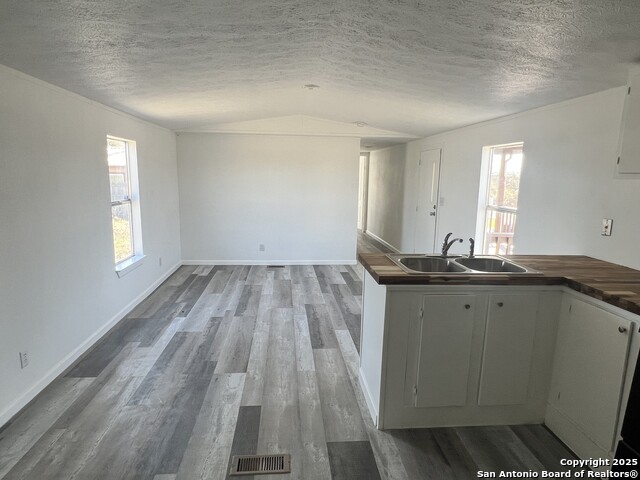 23038 White Hickory Property Photo 8
