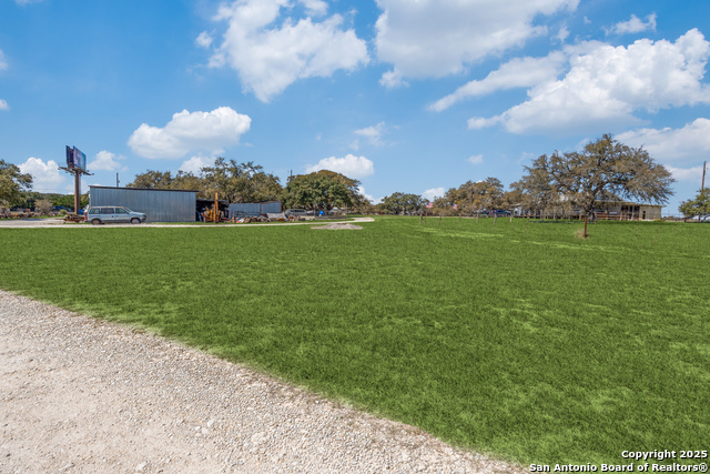2682 Us-281 Property Photo 15