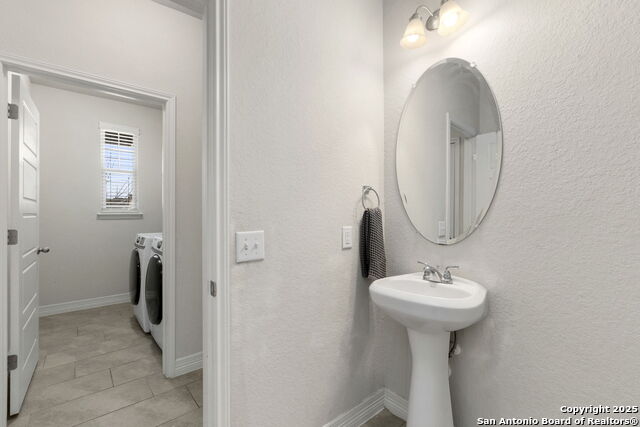 1704 Fall View Property Photo 8