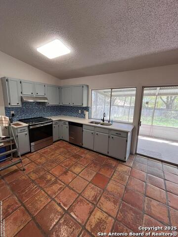 7922 Dry Canyon Property Photo 8
