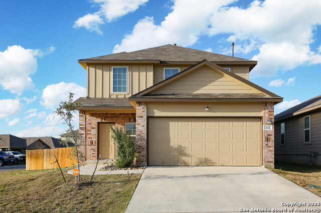 132 Bunkers Hill Property Photo
