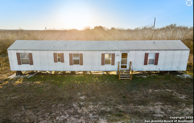 915 Avenue I Property Photo