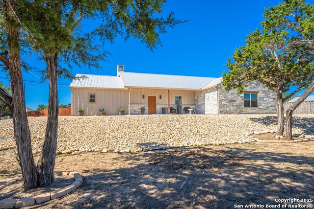119 Ledge Stone Property Photo