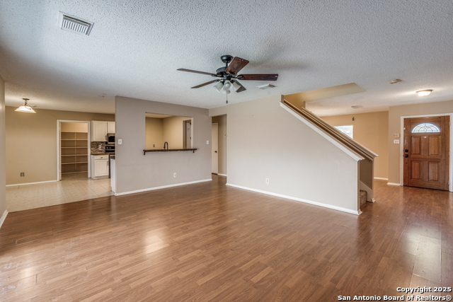 6635 Beech Trail Property Photo 9