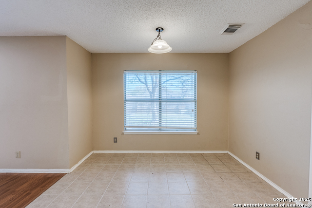 6635 Beech Trail Property Photo 11