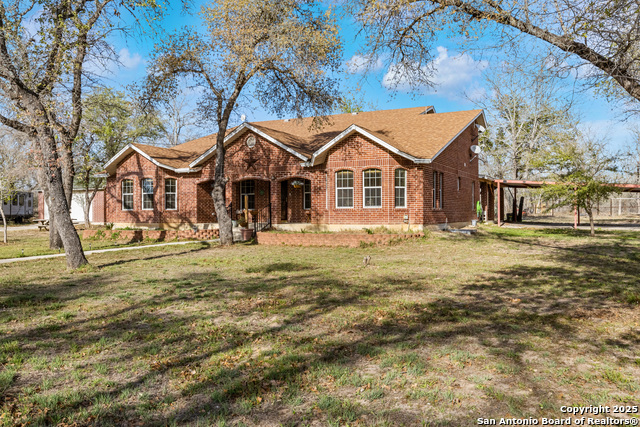 205 County Road 7721 Property Photo
