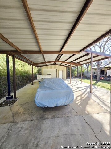 254 Bank Property Photo 7
