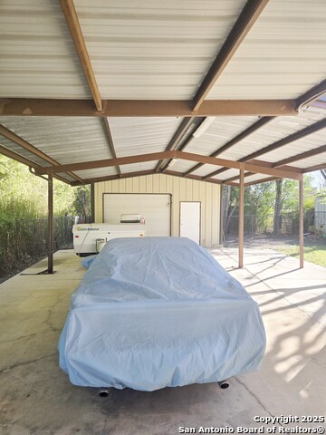 254 Bank Property Photo 8